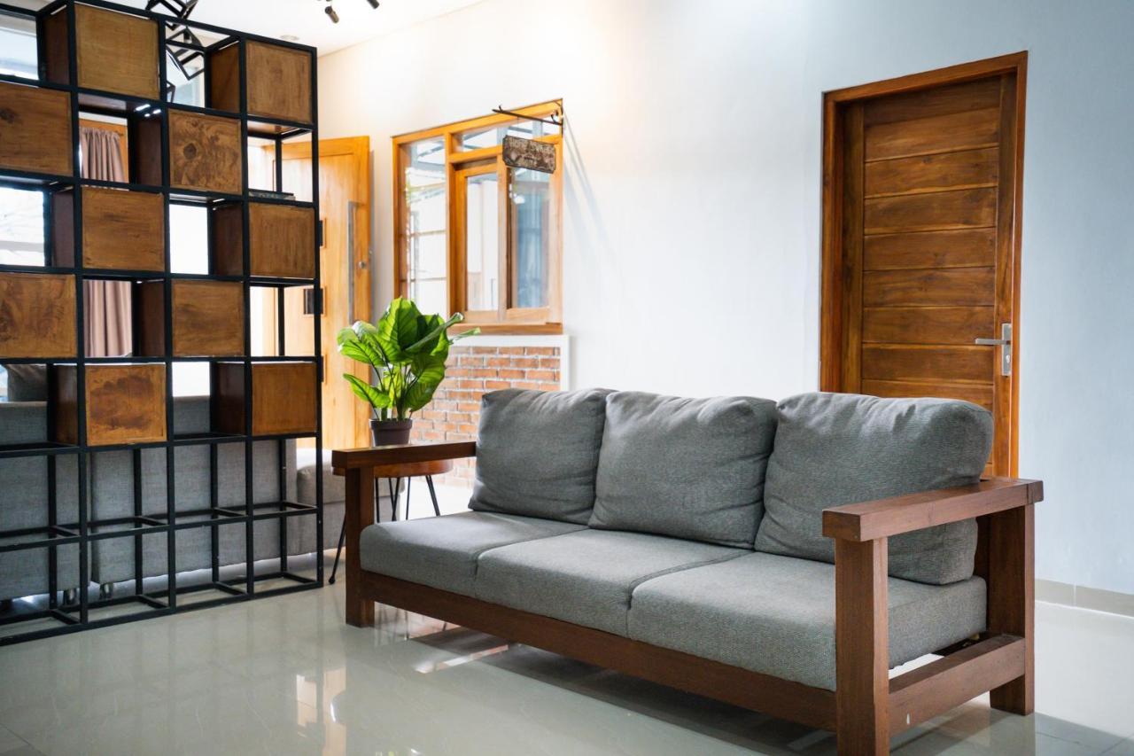 Casa De Odua Homestay Ngabean Exteriör bild